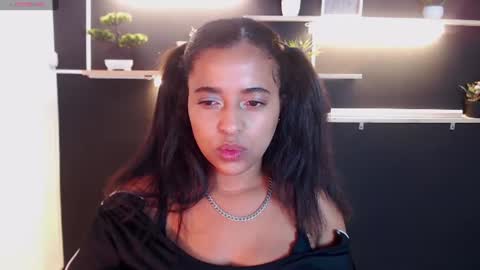 Snapshot of tiffany_cokie chatting on 06-18-26, 01:59 tiffany_cokie online show from 06-18-26, 01:59