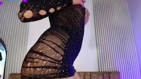 tiffany_johnson111 online show from 05-21-26, 06:59