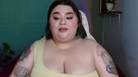 Snapshot of tiffany_laurens chatting on 01-11-25, 04:16 dont forget ask for custom vids online show from 01-11-25, 04:16