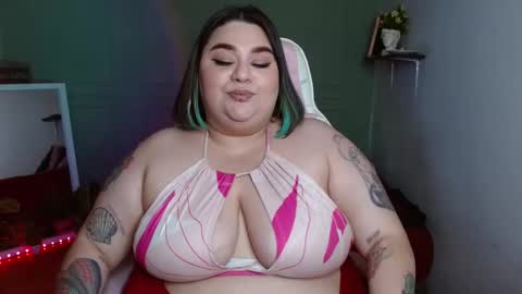 Snapshot of tiffany_laurens chatting on 01-26-25, 09:19 dont forget ask for custom vids online show from 01-26-25, 09:19