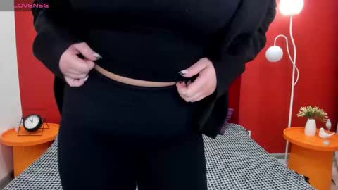 Tiffany 3 online show from 11-09-25, 01:37