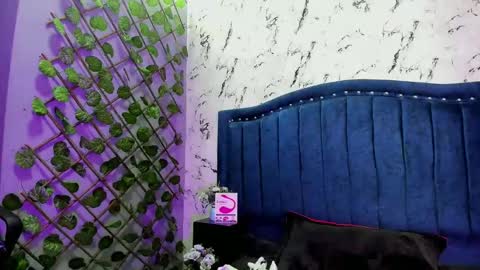 Snapshot of tiffanydream8 chatting on 06-10-26, 11:13 TiffanyDream8 online show from 06-10-26, 11:13