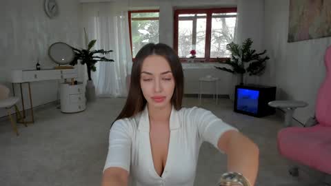 Tiffany Houston online show from 01-31-25, 07:50