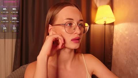 Tiffany online show from 12-03-25, 01:31