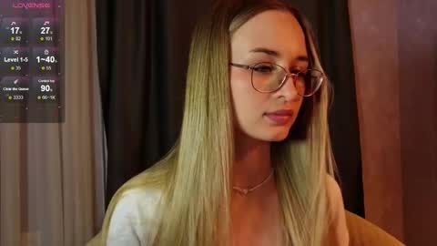 Tiffany online show from 03-30-26, 03:13