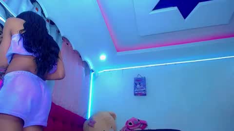 tiffanymackensyy69 online show from 06-02-26, 01:18