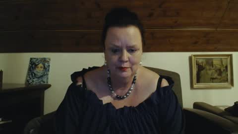 TiffanyMature online show from 04-30-26, 08:15