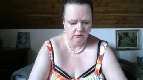 TiffanyMature online show from 05-08-26, 07:14