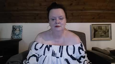 TiffanyMature online show from 05-21-26, 07:26