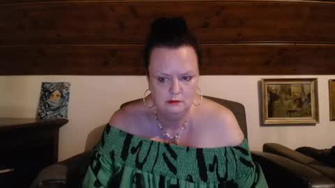 TiffanyMature online show from 05-25-26, 09:32