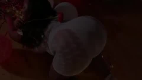 tifanny online show from 05-19-26, 07:58