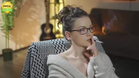 tiffanyriox online show from 03-18-26, 12:47