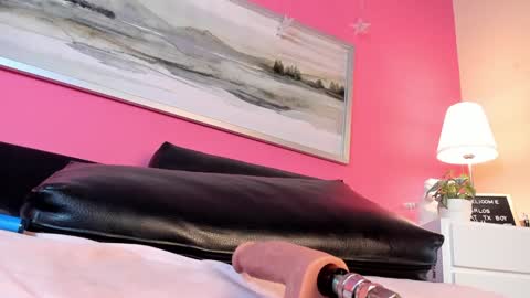 Stefany Suarez online show from 02-02-25, 01:34