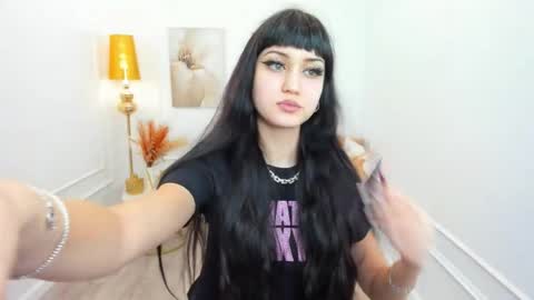 tiffanyyoun online show from 03-28-26, 12:16