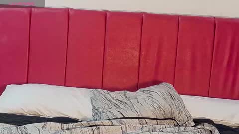 Snapshot of tiffanyyross chatting on 03-20-26, 04:01 Nia Rossy online show from 03-20-26, 04:01