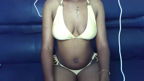 Tiffyblue online show from 03-31-26, 01:51