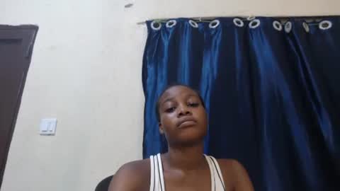 Snapshot of tiffypearl chatting on 10-09-25, 05:44 pearl online show from 10-09-25, 05:44