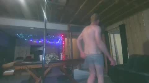 Snapshot of tigars36 chatting on 01-10-26, 04:58 Tigars36 online show from 01-10-26, 04:58