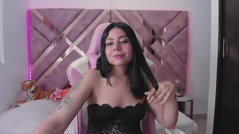 Snapshot of tigerbaby_ chatting on 06-12-26, 05:01 Ana online show from 06-12-26, 05:01