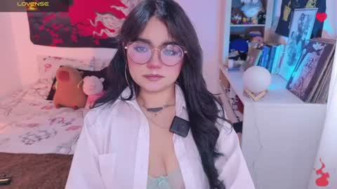 Lilith  online show from 06-18-26, 01:59