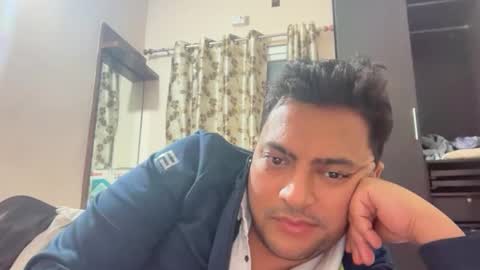 tigertinku online show from 11-19-25, 06:19