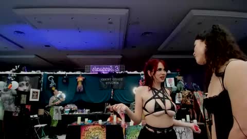 Snapshot of tiggerrosey chatting on 02-01-25, 11:06 All my Links online show from 02-01-25, 11:06