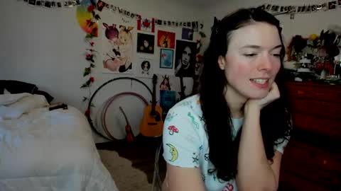 Snapshot of tiggerrosey chatting on 02-12-25, 10:59 All my Links online show from 02-12-25, 10:59