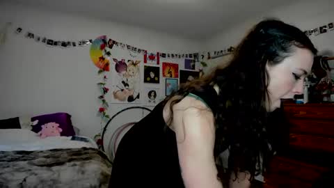 Snapshot of tiggerrosey chatting on 03-11-25, 11:59 All my Links online show from 03-11-25, 11:59