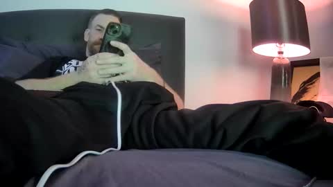 Snapshot of tiggity19 chatting on 04-29-26, 11:58 Tiggity23 come stroke my 9 cock with ne online show from 04-29-26, 11:58