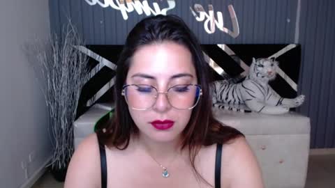 Tiina  online show from 12-29-24, 01:38