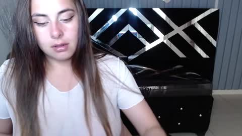 Tiina  online show from 01-18-25, 07:58