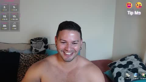 Snapshot of tim_and_sam chatting on 10-04-25, 06:50 Timothy and Santy online show from 10-04-25, 06:50