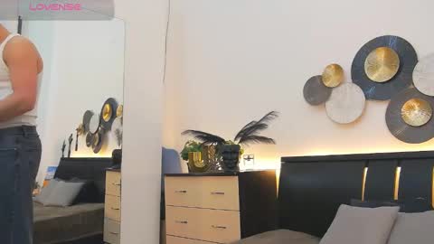 ask me online show from 03-08-25, 02:08