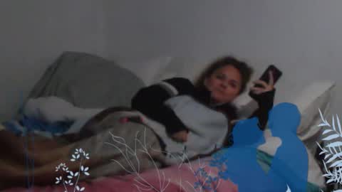 Snapshot of timamanda chatting on 10-29-25, 07:26 Tim  Amanda online show from 10-29-25, 07:26