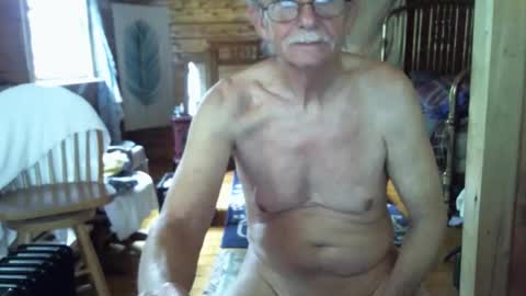 Snapshot of timcassforyou chatting on 05-28-26, 04:04 timcassforyou online show from 05-28-26, 04:04