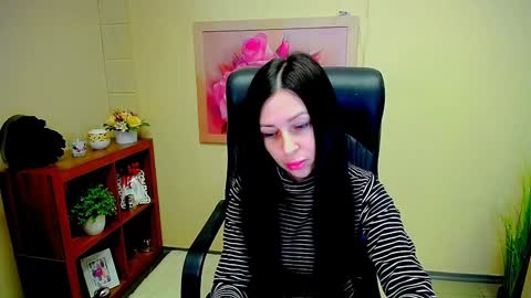 Luisa online show from 02-06-25, 08:29