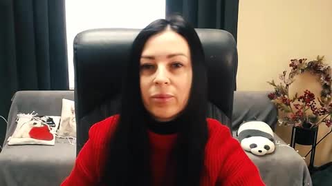 Luisa online show from 02-11-26, 08:19
