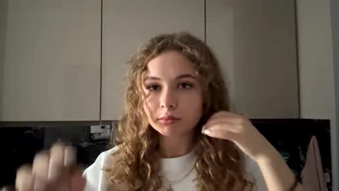 Cara online show from 10-27-25, 09:24