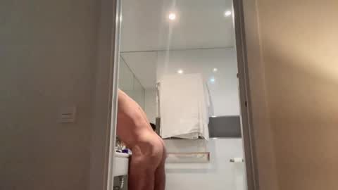 Snapshot of timtim777888 chatting on 12-12-24, 09:19 Tim online show from 12-12-24, 09:19