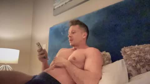 Snapshot of timtim777888 chatting on 12-24-24, 10:06 Tim online show from 12-24-24, 10:06