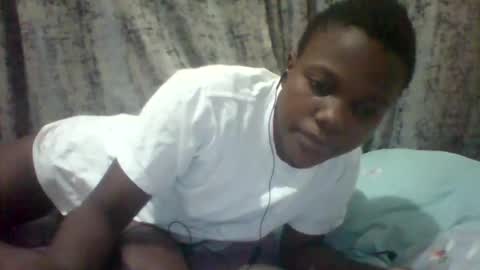 christine online show from 11-17-25, 03:23