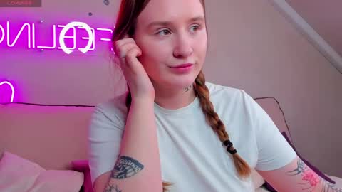 Stella online show from 04-22-26, 09:22