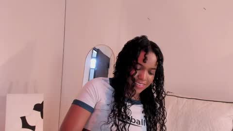 Snapshot of tina_rousse2 chatting on 04-24-26, 04:42 T I N A online show from 04-24-26, 04:42