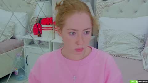 Snapshot of tinabrook chatting on 09-19-25, 03:08 Tina online show from 09-19-25, 03:08