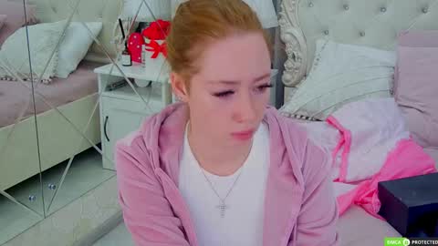 Snapshot of tinabrook chatting on 10-08-25, 03:37 Tina online show from 10-08-25, 03:37