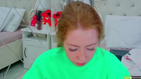 Snapshot of tinabrook chatting on 11-04-25, 03:49 Tina online show from 11-04-25, 03:49