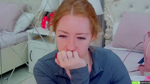 Snapshot of tinabrook chatting on 12-01-25, 03:33 Tina online show from 12-01-25, 03:33