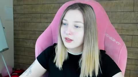 TinaBurton online show from 04-22-26, 04:30