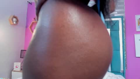 Snapshot of tinajones20 chatting on 12-30-24, 02:51 Tina online show from 12-30-24, 02:51