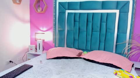 Snapshot of tinajones20 chatting on 01-23-25, 09:39 Tina online show from 01-23-25, 09:39